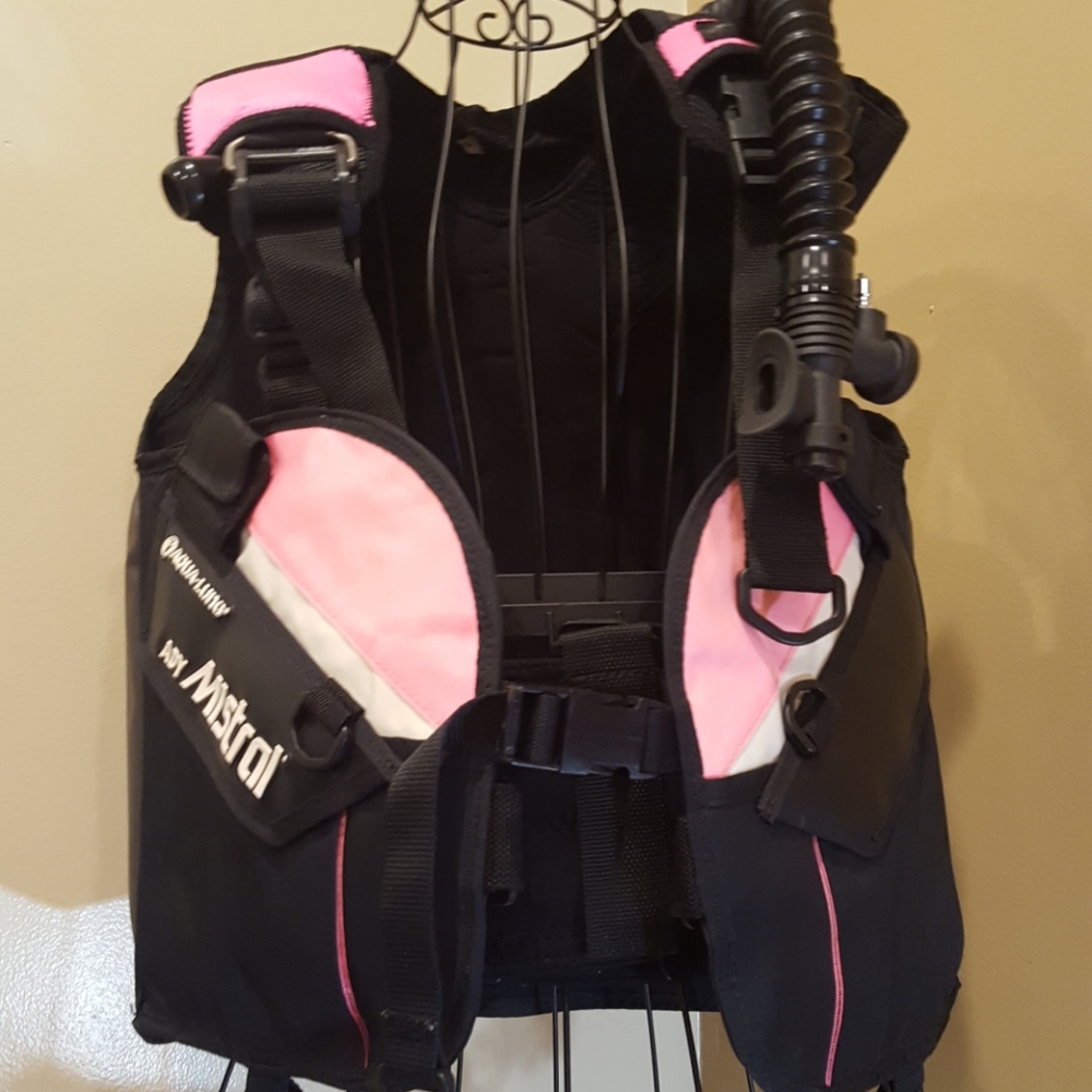 BCD (Scuba Diving)